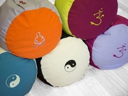 Coussin rond haut ↕ 16 à 20 cm coussins-ronds-droit-haut